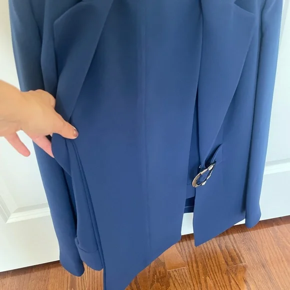 Woman’s suite - Picture 4 of 4